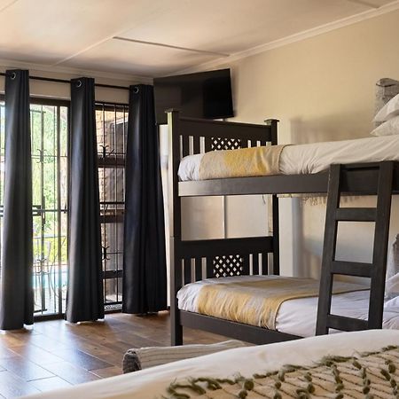 Aan D'Oewer Bed & Breakfast Цитрусдал Екстериор снимка