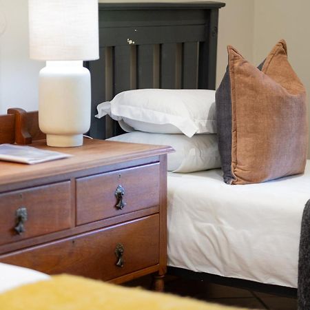 Aan D'Oewer Bed & Breakfast Цитрусдал Екстериор снимка