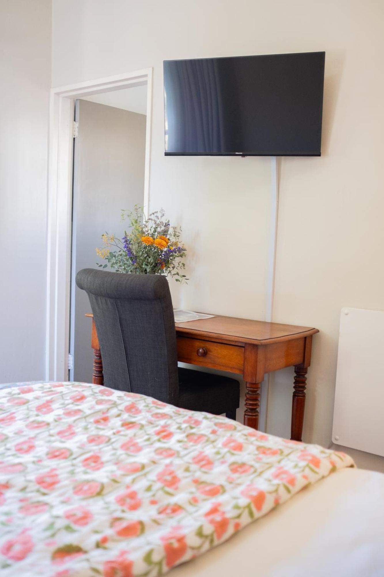 Aan D'Oewer Bed & Breakfast Цитрусдал Екстериор снимка