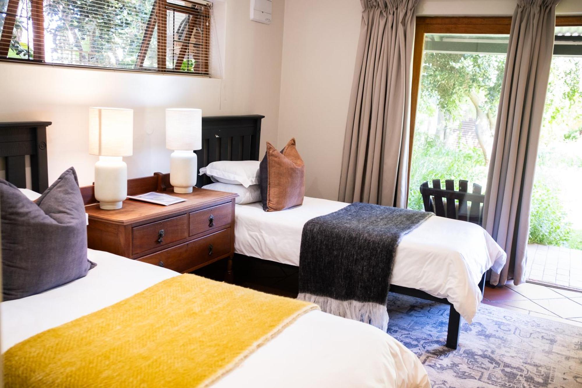 Aan D'Oewer Bed & Breakfast Цитрусдал Екстериор снимка